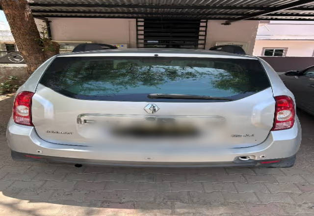 https://images10.gaadi.com/usedcar_image/4515276/original/ee381f7b-9135-4772-9a8e-eae95073c558.?imwidth=6400