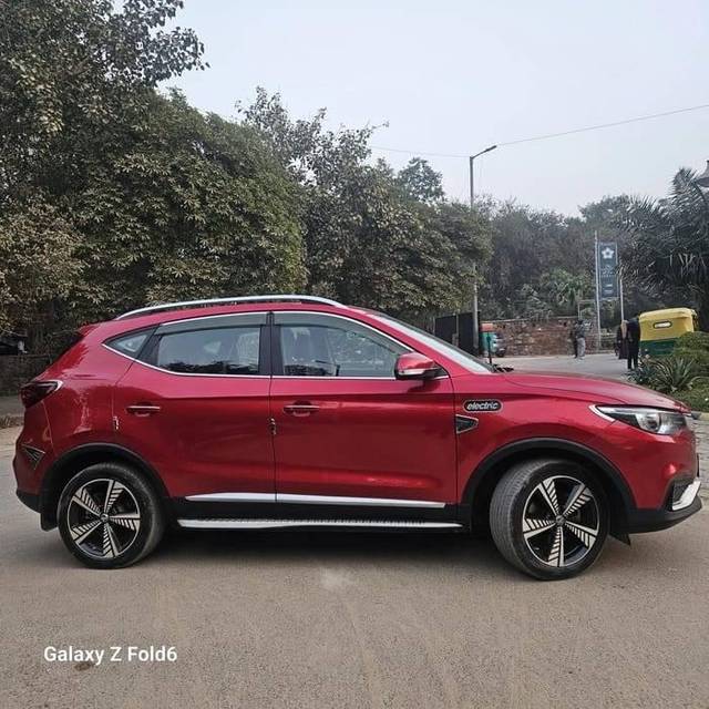 https://images10.gaadi.com/usedcar_image/4515280/original/processed_0b47d10e20c79ddcba39b6f00ae96ed7.jpg?imwidth=6401