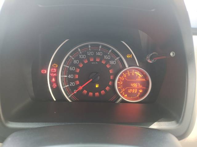https://images10.gaadi.com/usedcar_image/4515295/original/dbecb8a669157905e5a216823d24c2a5.jpg?imwidth=6402