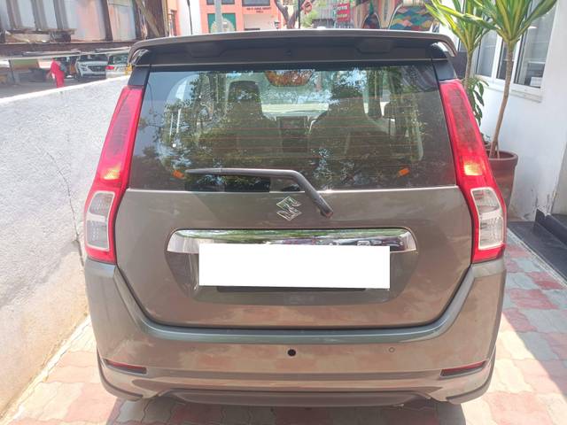 https://images10.gaadi.com/usedcar_image/4515295/original/processed_94a9b34b339468ee9ac67eccd66ec673.jpg?imwidth=6401