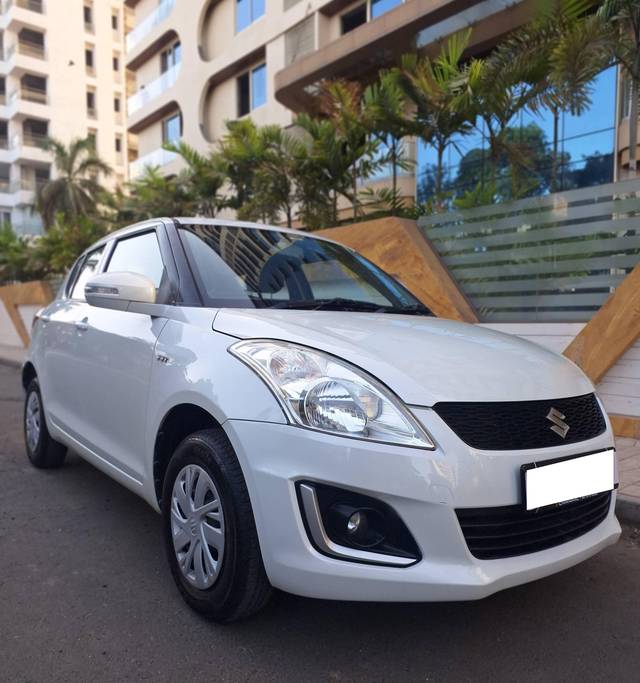 https://images10.gaadi.com/usedcar_image/4515297/original/processed_f207b3219bd938590c52faffa32a78ab.jpg?imwidth=6400