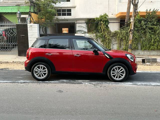https://images10.gaadi.com/usedcar_image/4515304/original/b6d68fcb3041515a30549a84a0db98e8.jpg?imwidth=6402