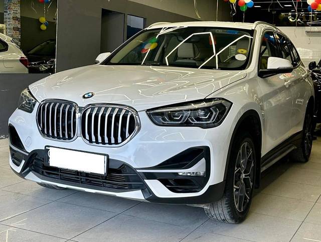 https://images10.gaadi.com/usedcar_image/4515317/original/processed_2aae011c2967e21b5f7ebef9c4ad21cf.jpg?imwidth=6400