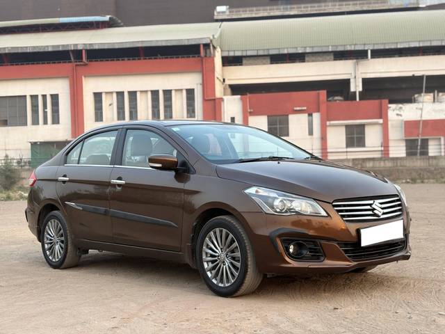 https://images10.gaadi.com/usedcar_image/4515361/original/processed_99e96aa597566361efedfda74d1c119e.jpg?imwidth=6400