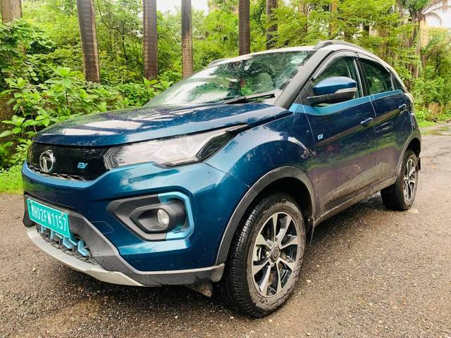 https://images10.gaadi.com/usedcar_image/4515363/original/processed_ab8d2c68300bbb208d9bd1c1dacefeec.jpg?imwidth=6400