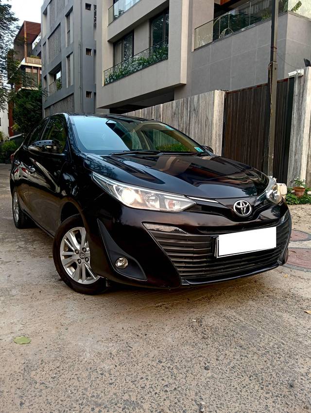 https://images10.gaadi.com/usedcar_image/4515367/original/processed_1eacc05e3e43d80101c90778ac8d055b.jpg?imwidth=6400