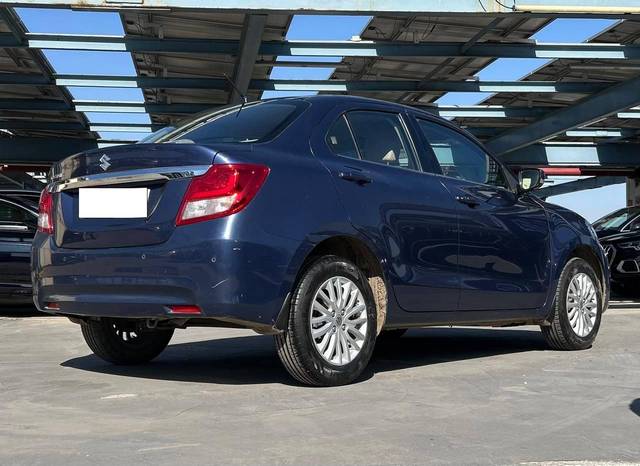 https://images10.gaadi.com/usedcar_image/4515378/original/processed_d18a803e5720e2c2e3937d5a6f5e16c7.jpeg?imwidth=6401