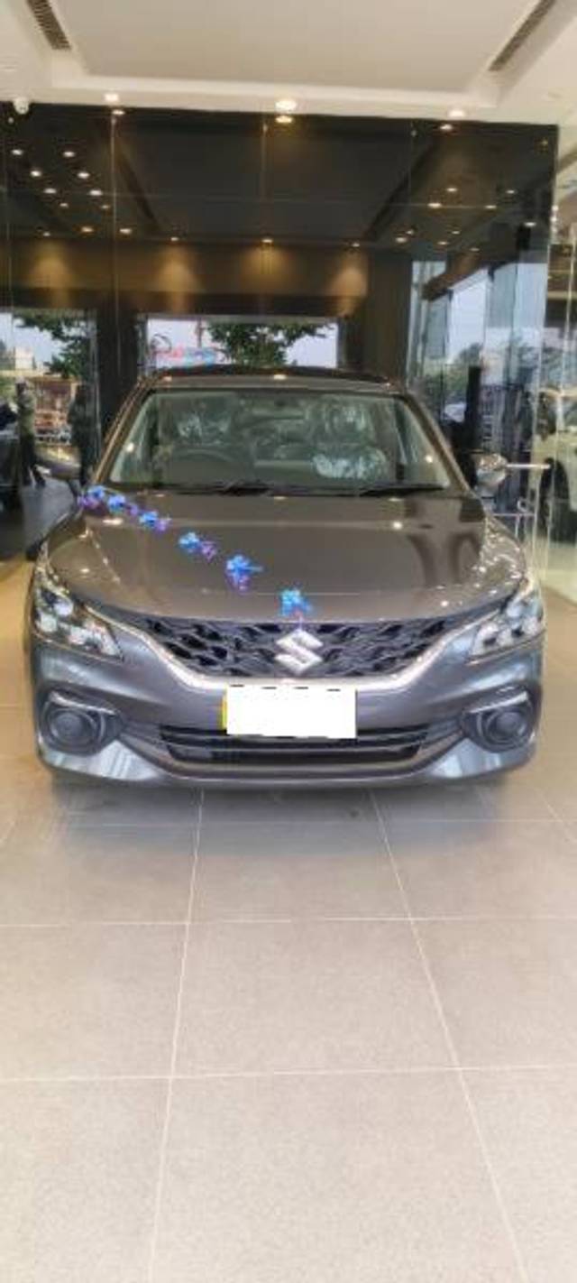 https://images10.gaadi.com/usedcar_image/4515386/original/processed_48b7cbde-7f66-46ae-a364-3121227aeae0.jpg?imwidth=6402