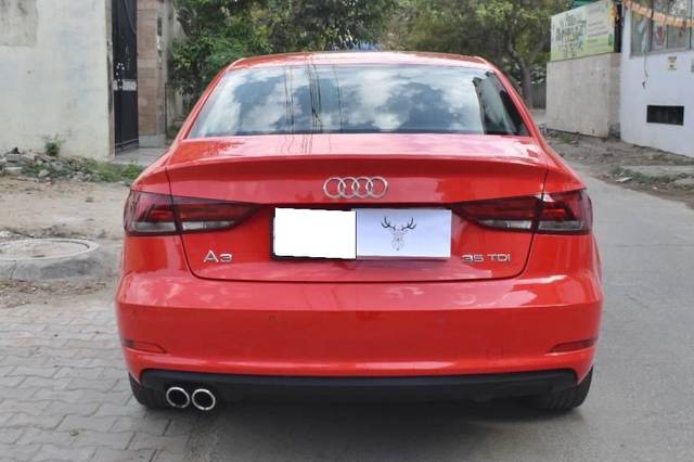 https://images10.gaadi.com/usedcar_image/4515390/original/processed_097235b0734e8fcf67b553035fefd227.jpg?imwidth=6401