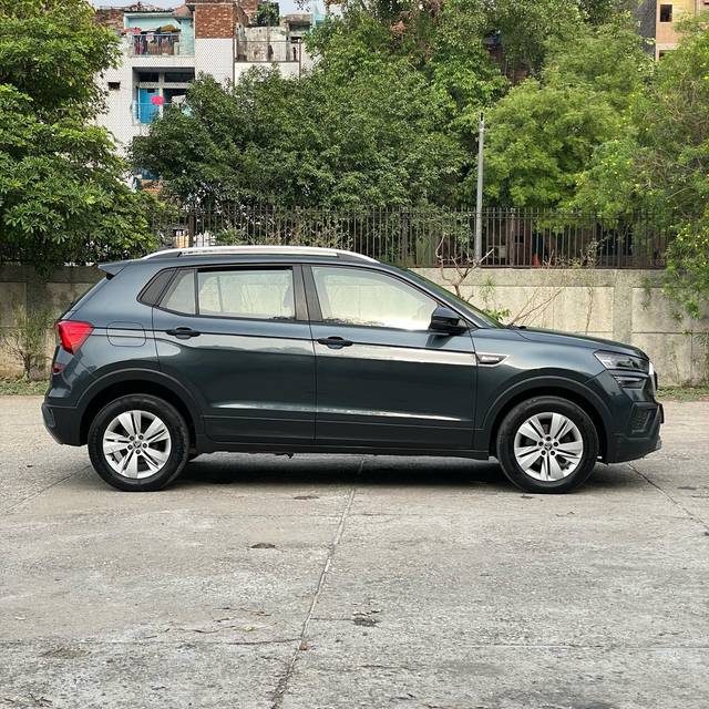 https://images10.gaadi.com/usedcar_image/4515392/original/processed_73e4bda74b32a26273386bb07df65e3f.jpg?imwidth=6401