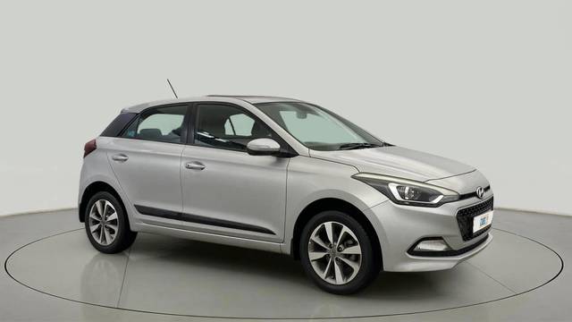 https://images10.gaadi.com/usedcar_image/4515397/original/dd2f2a03dcf63998a26add8a4c0e3adf.jpg?imwidth=6400