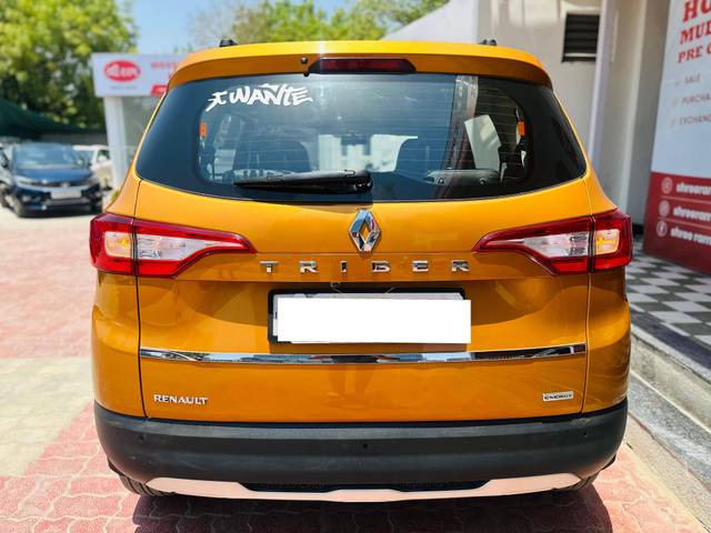 https://images10.gaadi.com/usedcar_image/4515404/original/processed_eca998fcf6b41c004b7ef1ab2b47b047.jpg?imwidth=6401