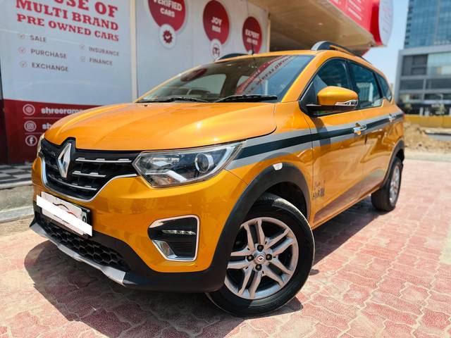 https://images10.gaadi.com/usedcar_image/4515404/original/processed_f1aad8ca8053dbab45176e1e3eb88d89.jpg?imwidth=6402