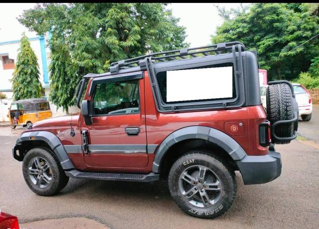 https://images10.gaadi.com/usedcar_image/4515414/original/processed_a25372a8f9e6f1ee2f880b2c91890ec9.jpg?imwidth=6402