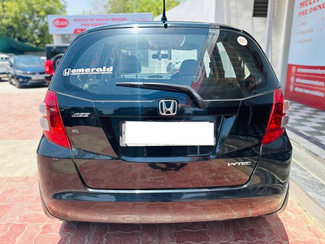 https://images10.gaadi.com/usedcar_image/4515416/original/processed_ac27d937e2868aaa5730abf1860b27de.jpg?imwidth=6401