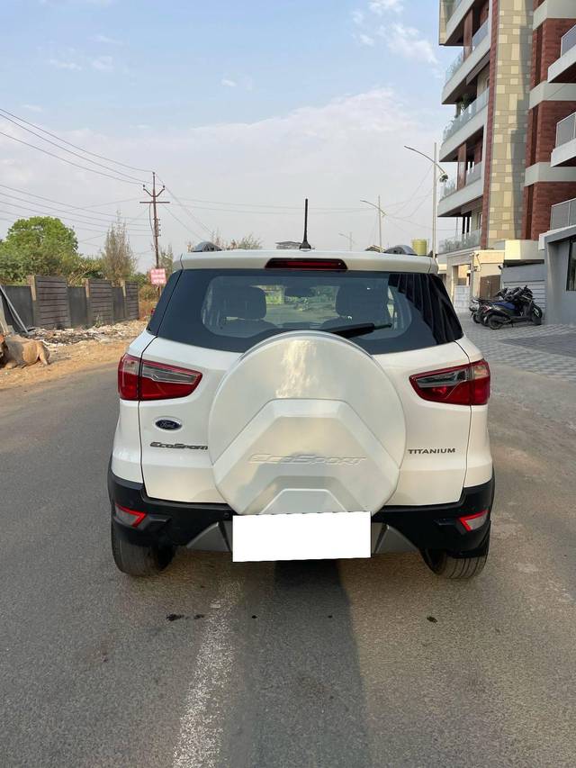 https://images10.gaadi.com/usedcar_image/4515429/original/processed_aa8e203df70356374ac9b2c168505e50.jpg?imwidth=6401