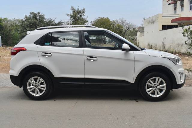 https://images10.gaadi.com/usedcar_image/4515430/original/514d724c464c10d0bf53490e21c84e8d.jpg?imwidth=6401