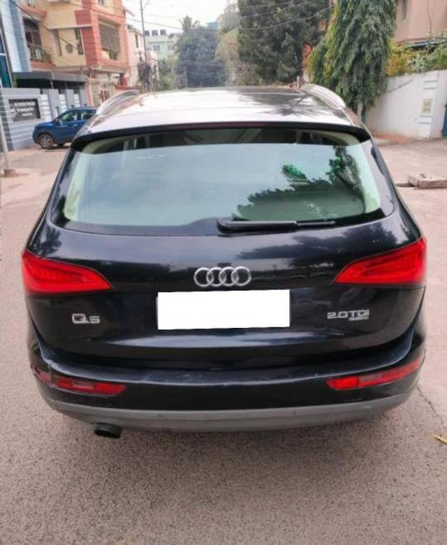 https://images10.gaadi.com/usedcar_image/4515433/original/processed_560f18bdcf3378d7debd26fce083a82d.jpg?imwidth=6401