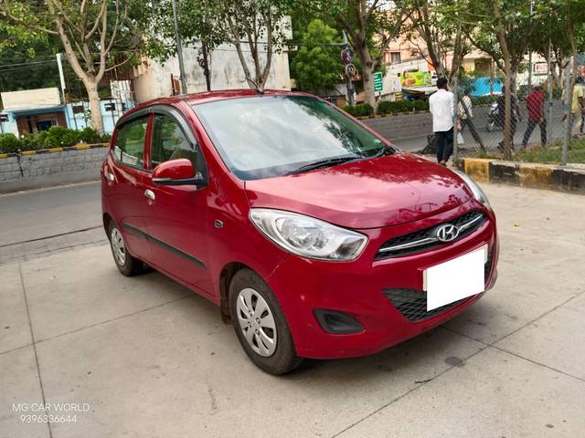https://images10.gaadi.com/usedcar_image/4515440/original/processed_22081e244b0f4211523a80c37063d1a9.jpg?imwidth=6400