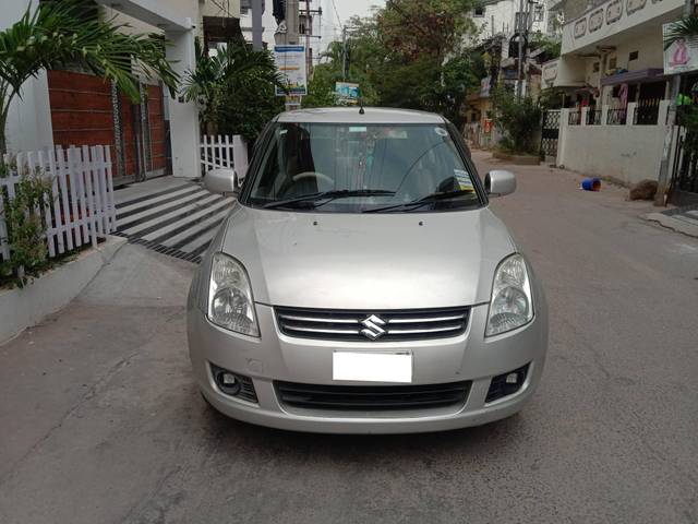 https://images10.gaadi.com/usedcar_image/4515454/original/processed_4c72d23878ba840473618c81eaf4aa85.jpg?imwidth=6400