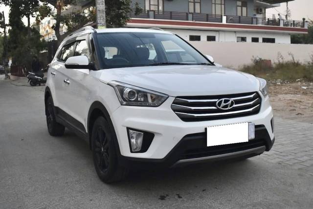 https://images10.gaadi.com/usedcar_image/4515496/original/processed_c1b5671de5b5cbc08f9e2b7ee0f6a49e.jpg?imwidth=6400