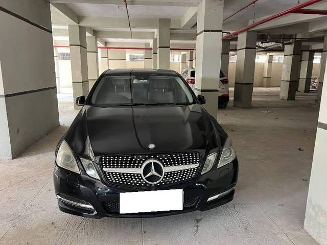 https://images10.gaadi.com/usedcar_image/4515502/original/processed_fbcb9487-f9d1-44cf-88dc-ea7480bec218.jpeg?imwidth=6402