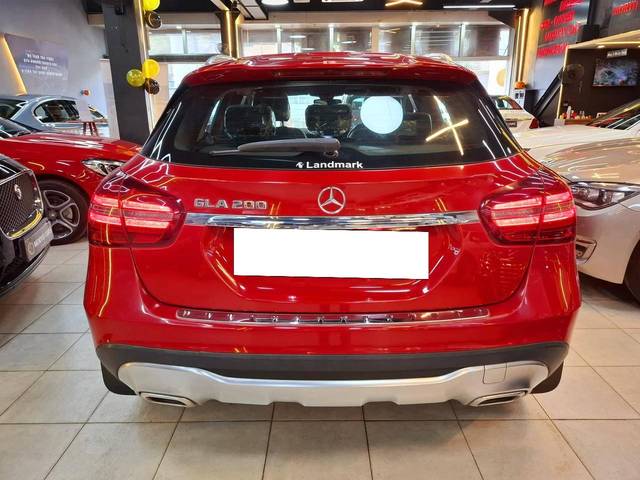 https://images10.gaadi.com/usedcar_image/4515507/original/processed_b033cde207a22dc3117f94398c75bb82.jpg?imwidth=6401