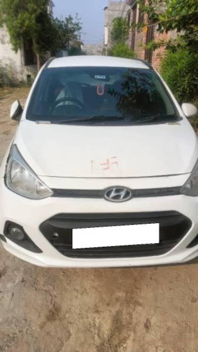 https://images10.gaadi.com/usedcar_image/4515511/original/processed_087e1f76-c5aa-4239-8bc1-48c4b595f9ab.jpg?imwidth=6402