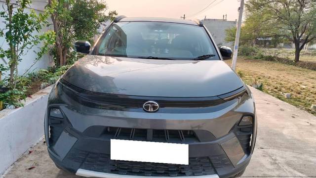 https://images10.gaadi.com/usedcar_image/4515514/original/processed_fd14bb86-e0a7-4eea-a8d8-4b5725e14e43.jpg?imwidth=6400