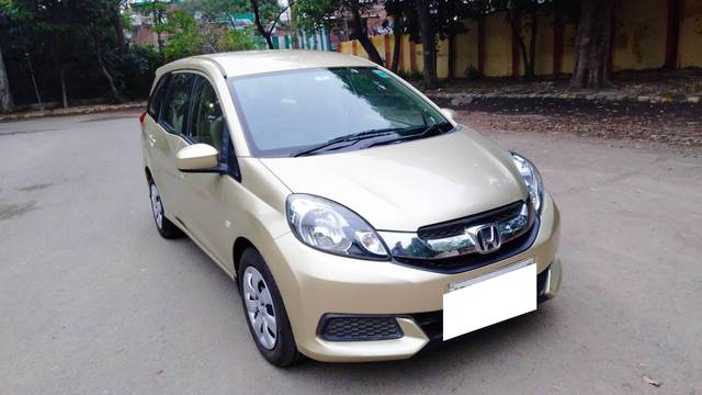 https://images10.gaadi.com/usedcar_image/4515516/original/processed_b8ea4c9fdbf81205730da4171abae5c4.jpg?imwidth=6400