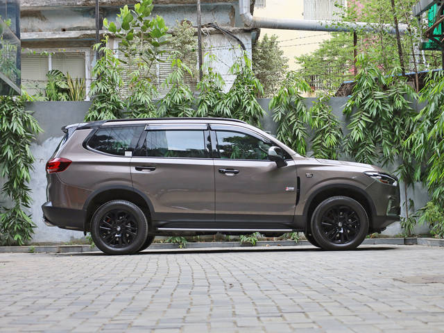https://images10.gaadi.com/usedcar_image/4515523/original/e83cac106d3e241a77af81ca819bfeb7.jpg?imwidth=6401