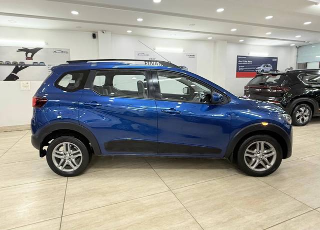 https://images10.gaadi.com/usedcar_image/4515529/original/processed_116e32b3cec3fddb04b142f9b5176e29.jpg?imwidth=6401