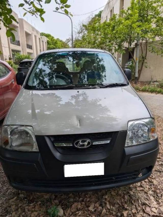 https://images10.gaadi.com/usedcar_image/4515563/original/processed_a285837f-0dbe-49be-849d-c69ba4aa212e.jpeg?imwidth=6400