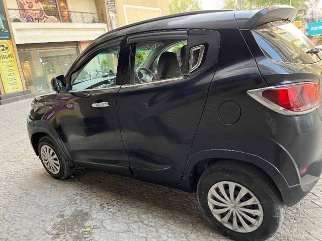 https://images10.gaadi.com/usedcar_image/4515589/original/processed_53b368d1-4f55-4d69-9fd5-5e79a78e4d16.jpg?imwidth=6402
