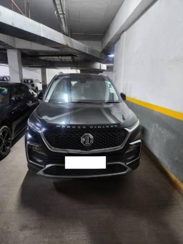 https://images10.gaadi.com/usedcar_image/4515668/original/processed_18e3db3c-625b-4552-8830-8a1ff52d2202.jpg?imwidth=6401