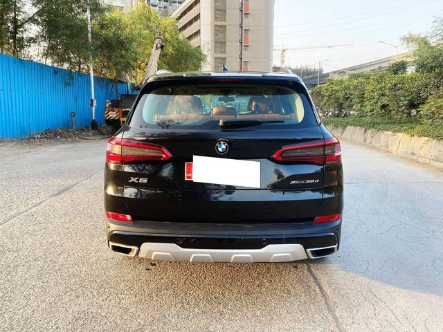 https://images10.gaadi.com/usedcar_image/4515676/original/processed_749fa0be70c58ca39b99b5282469d71b.jpg?imwidth=6401