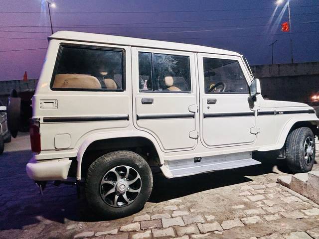 https://images10.gaadi.com/usedcar_image/4515681/original/366ea218fc343fbf4b33f18d81d38c3e.jpg?imwidth=6401