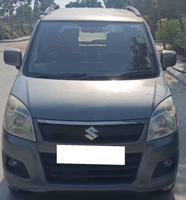 https://images10.gaadi.com/usedcar_image/4515694/original/processed_e743bf28-ed4f-4dec-9eef-4755e4ddb4af.jpg?imwidth=6400