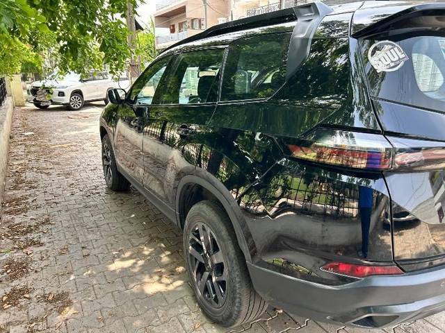 https://images10.gaadi.com/usedcar_image/4515699/original/processed_a0af011b-e095-42ec-bf9d-e272a89939c8.jpeg?imwidth=6402