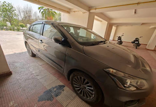 https://images10.gaadi.com/usedcar_image/4515700/original/8c39ef6f-82a6-44b1-bfd8-da8e85cff1e1.?imwidth=6400