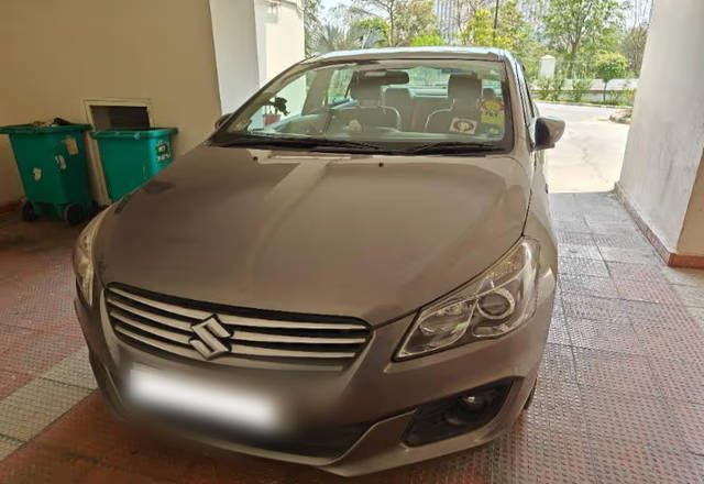 https://images10.gaadi.com/usedcar_image/4515700/original/c01325c9-e41e-43b5-9823-d892e7fd0d66.?imwidth=6402