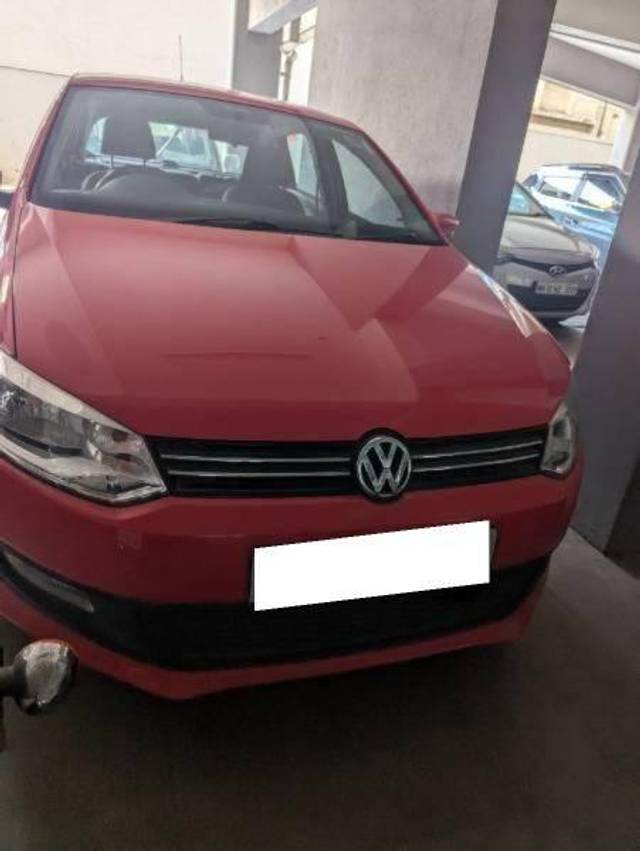 https://images10.gaadi.com/usedcar_image/4515742/original/processed_processed_774387d0-60ef-41e7-a433-067496e678c0.jpg?imwidth=6400