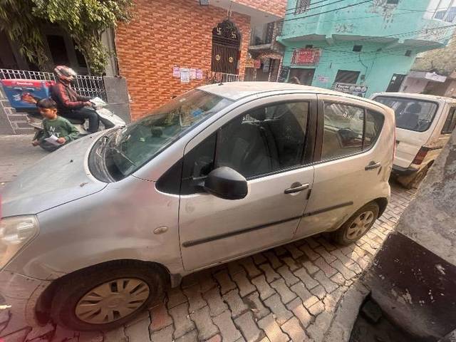 https://images10.gaadi.com/usedcar_image/4515753/original/processed_4b0c9ddc-1ed2-4009-a356-6ed38bf633d2.jpeg?imwidth=6400