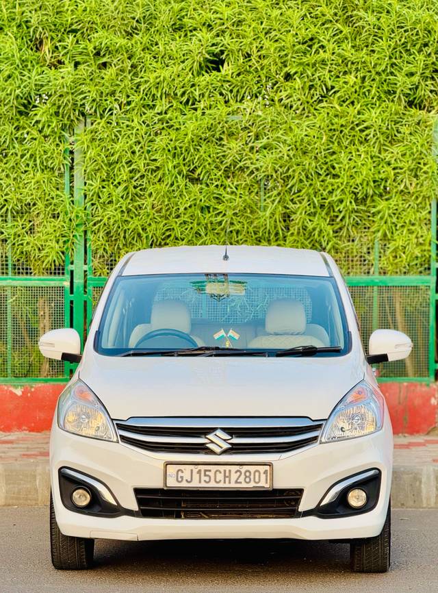 https://images10.gaadi.com/usedcar_image/4515756/original/14314a9cefdb4980c793f18a5ac76ee6.jpg?imwidth=6400