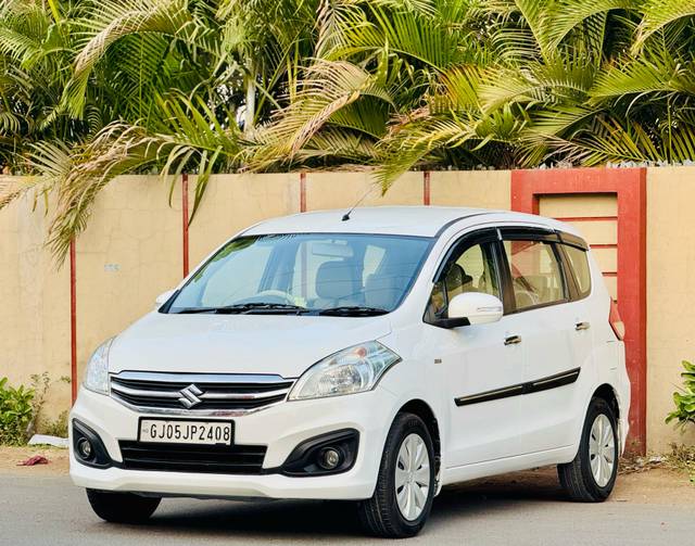 https://images10.gaadi.com/usedcar_image/4515759/original/bf8ce218d0f90f97a971d48e1174bcfb.jpg?imwidth=6402