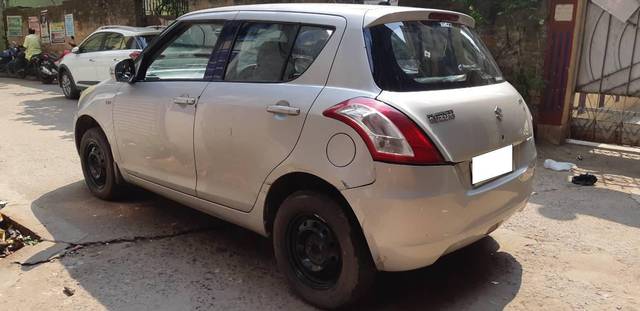 https://images10.gaadi.com/usedcar_image/4515807/original/processed_c730a8f7-710a-4cf9-8ff1-69acdefb1713.jpg?imwidth=6401