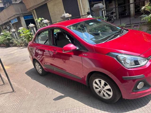 https://images10.gaadi.com/usedcar_image/4515808/original/processed_ef7313ee-2659-44f6-96cc-20d681296b78.jpeg?imwidth=6401