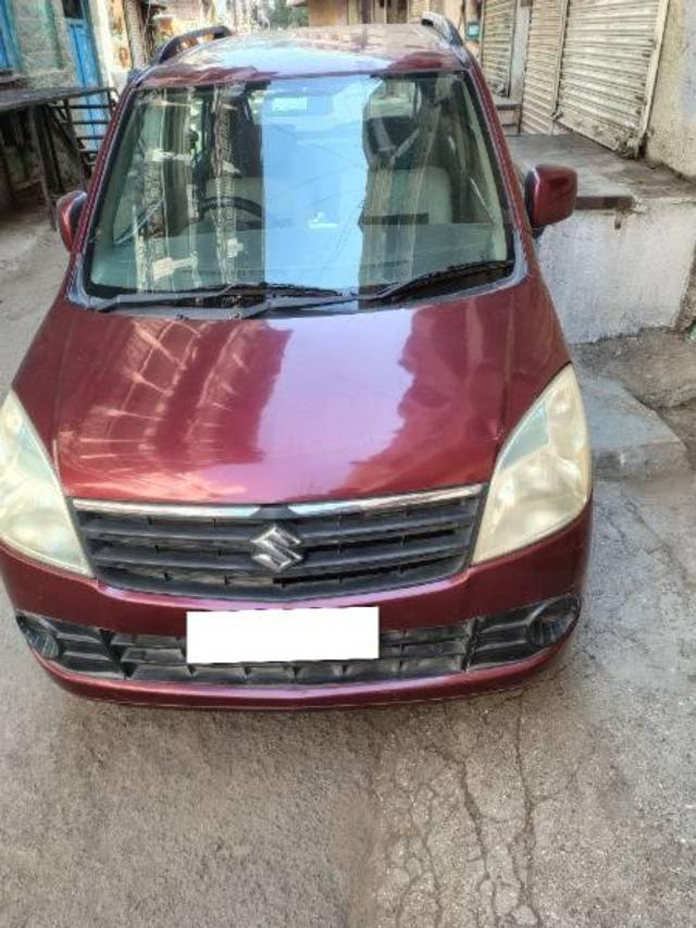 https://images10.gaadi.com/usedcar_image/4515826/original/processed_b0f38fab-02ee-4e05-a543-7b28c4f70ca7.jpg?imwidth=6400