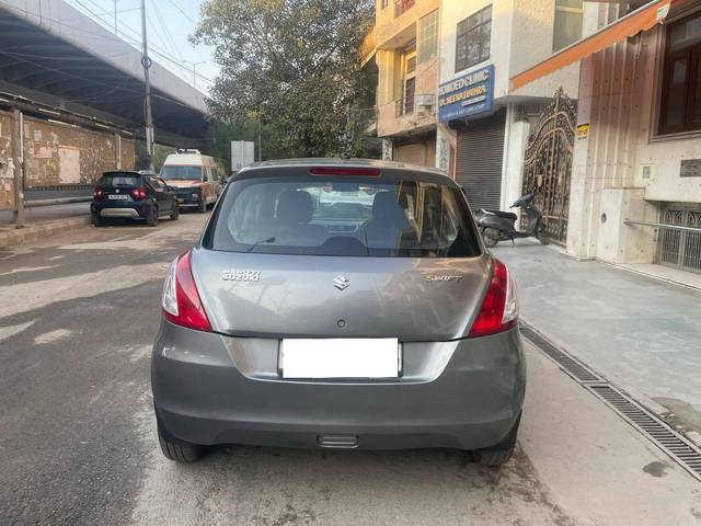 https://images10.gaadi.com/usedcar_image/4515842/original/processed_af79c5341289975a78d7998e1ac513c1.jpg?imwidth=6401