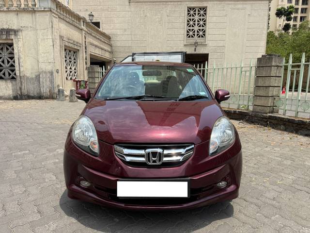 https://images10.gaadi.com/usedcar_image/4515844/original/processed_3e0e2384-c8af-45d0-b43a-b22a750b2ac0.jpg?imwidth=6400